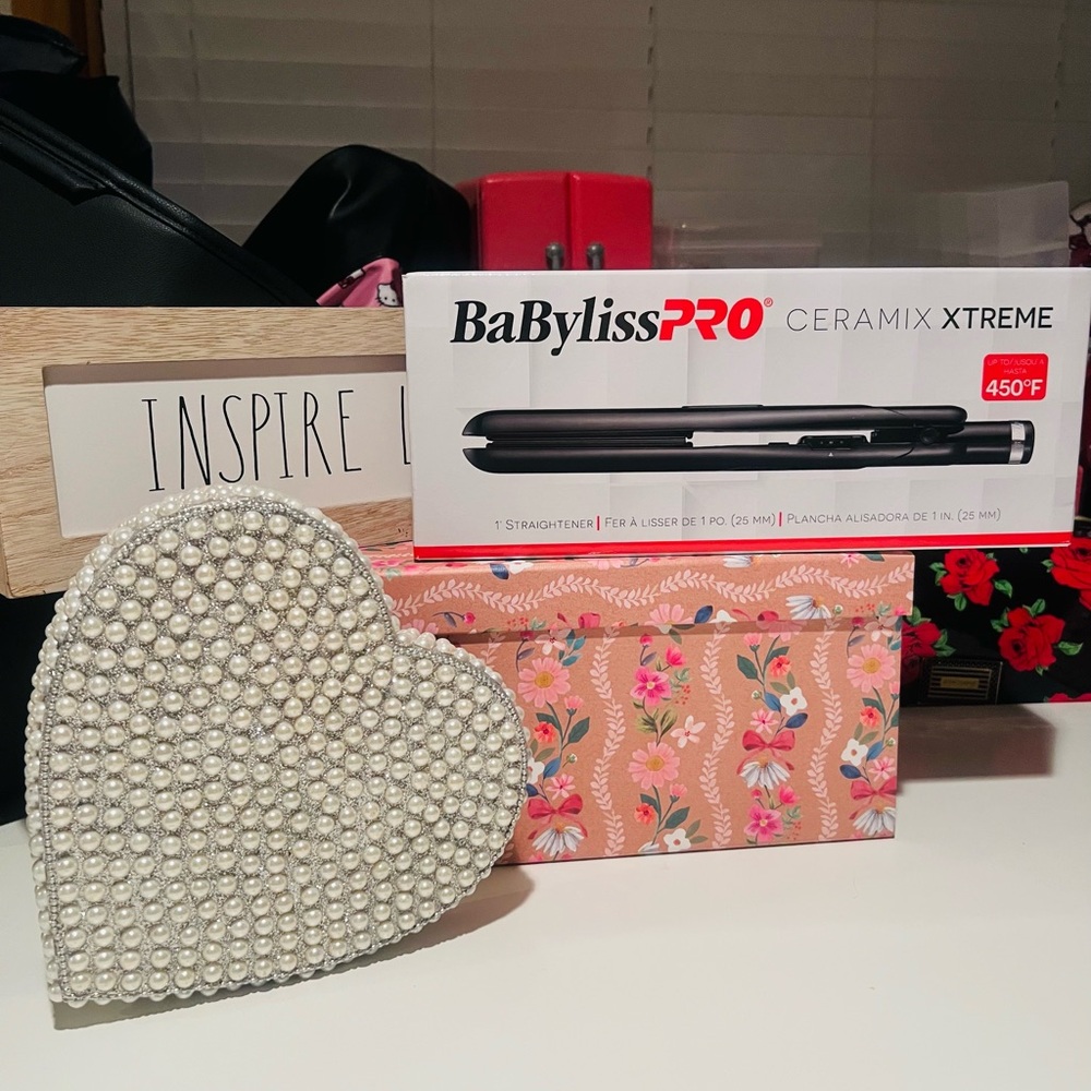 New Babylyss flat iron